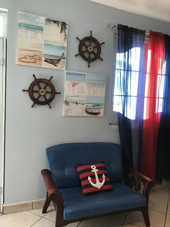 Rompeolas Beach House Hotel Aguadilla