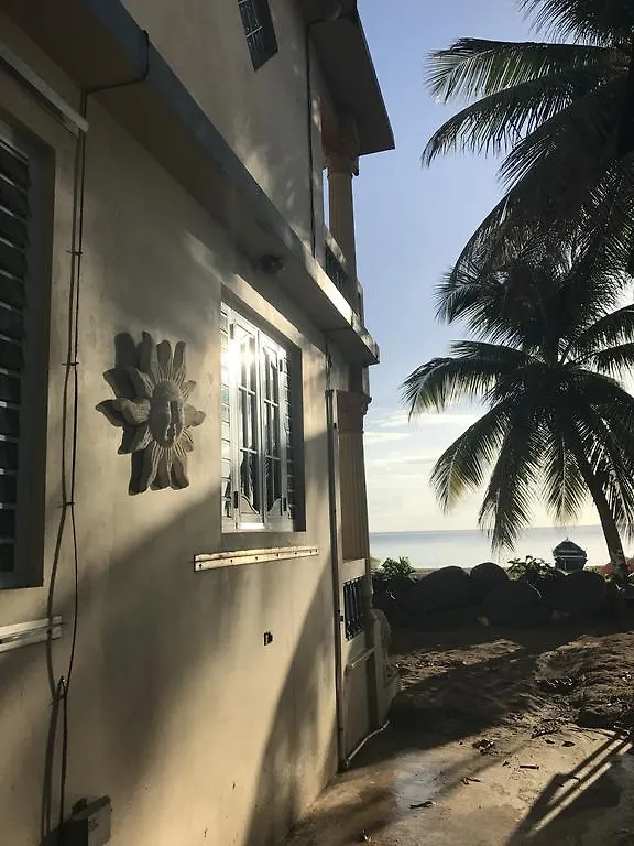 Apartment Rompeolas Beach House Hotel Aguadilla