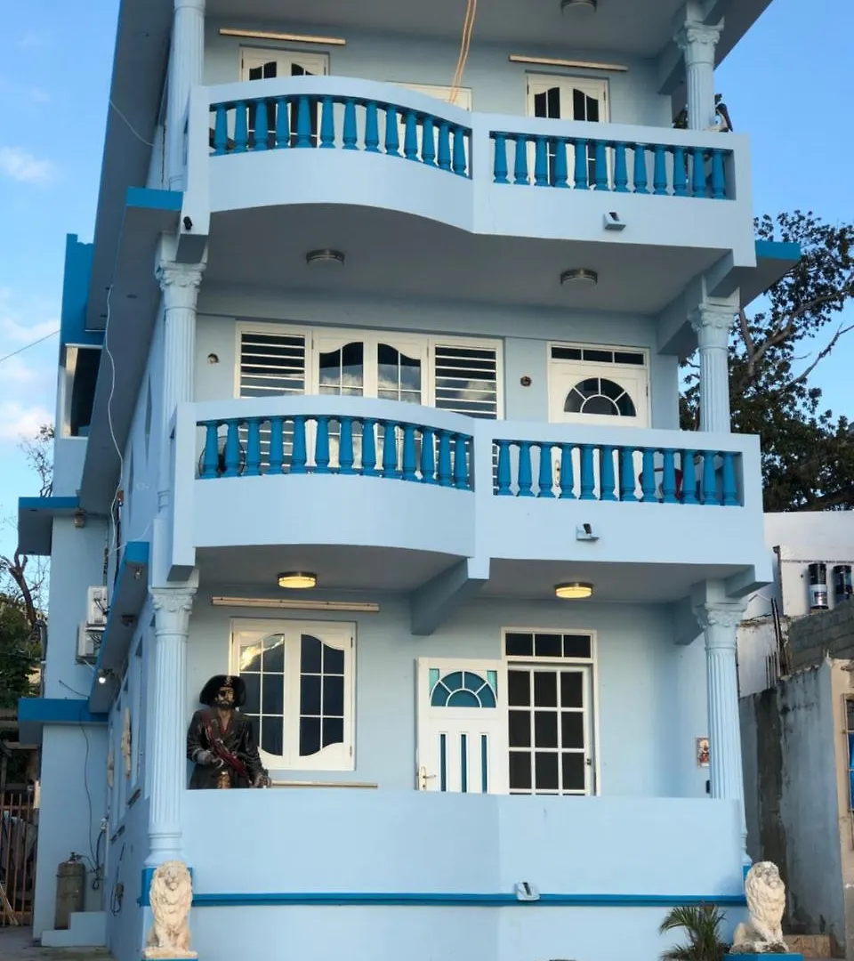 Rompeolas Beach House Hotel Aguadilla Apartment