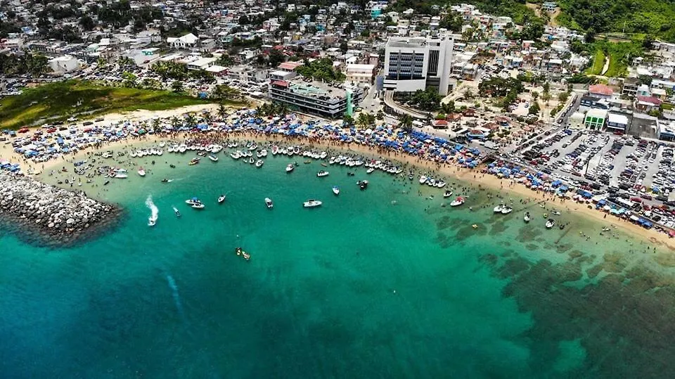 Rompeolas Beach House Hotel Aguadilla 0*,